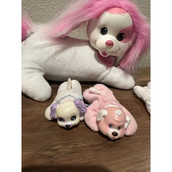 Puppy Surprise Plush White/Pink Momma Dog & 4 Babies - Picture 7 of 10